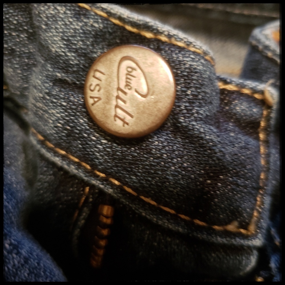 Blue Cult Slightly Distressed Blue Jeans size 26 - Picture 5 of 7